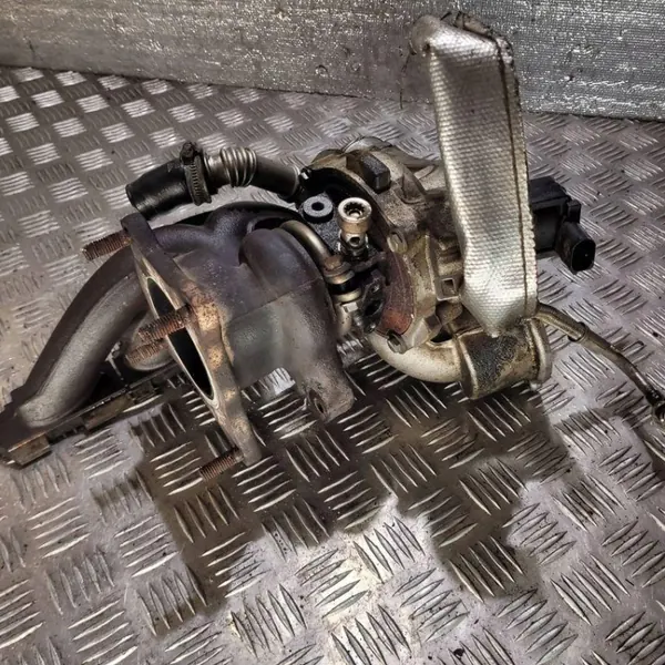 Turbocompressor OEM 06F145701E para VW Passat B6 2.0L image 4