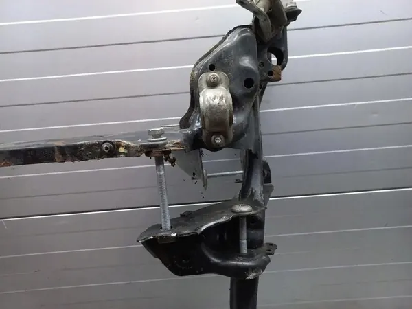 Audi A8 S8 D4 Sottoscocca Anteriore image 10