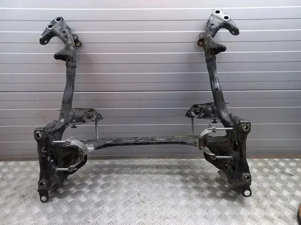 Audi A8 S8 D4 Sottoscocca Anteriore image 5