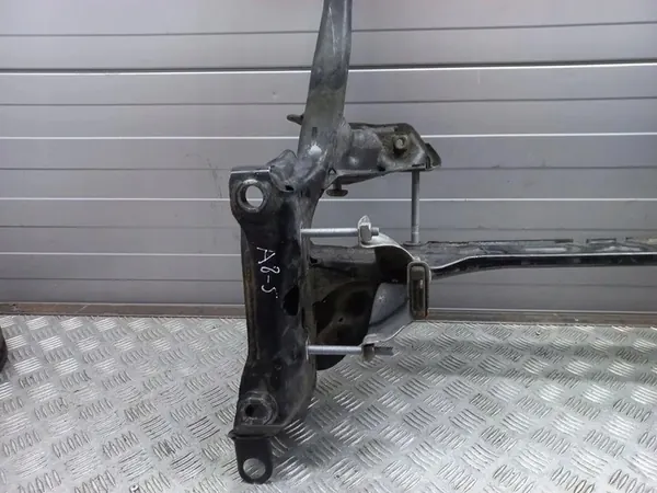 Audi A8 S8 D4 Sottoscocca Anteriore image 6