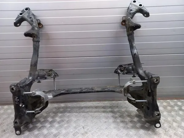 Audi A8 S8 D4 Sottoscocca Anteriore image 9