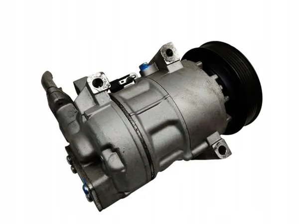 Ilmastointikompressori Renault Clio IV 1.5 DCI 90hv CS20649 image 3