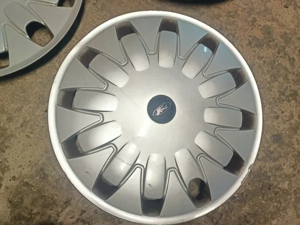 Original Ford 16'' Radkappen Satz 3 Stück image 4
