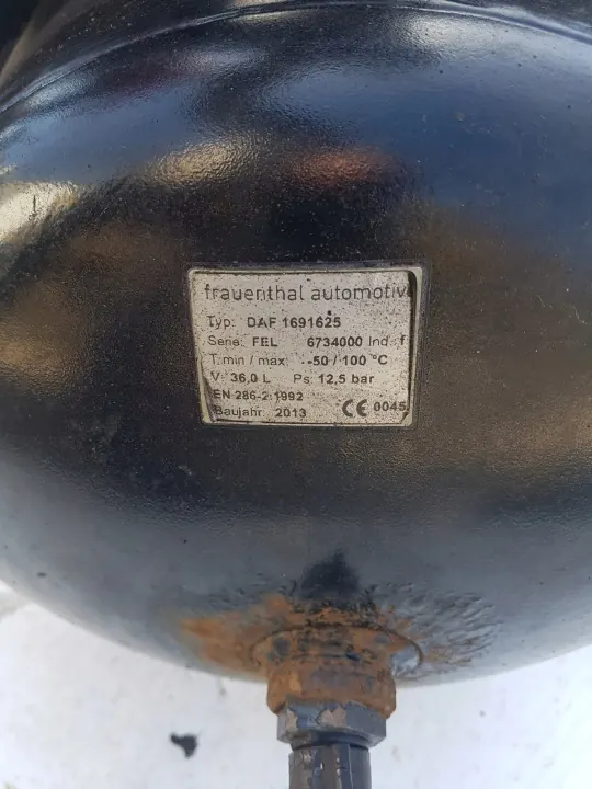 Tanque de Ar DAF 36L Traseiro OEM - Usado image 3