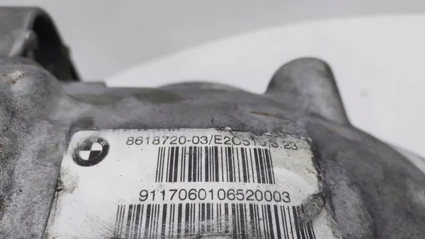 BMW OEM 98618720 Hinterachsdifferential 3.23 Übersetzung image 3