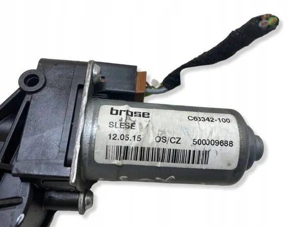 Motor de asiento Volvo XC90 OEM C63342100 - Usado image 3