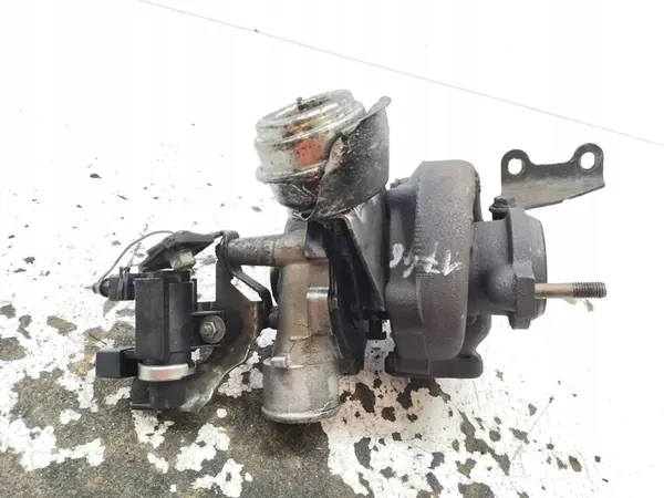 Turbocompresor BMW Serie 5 IV E39 image 7