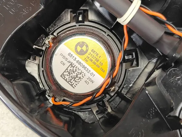 Altavoz central Harman Kardon OEM 9363477 BMW image 6
