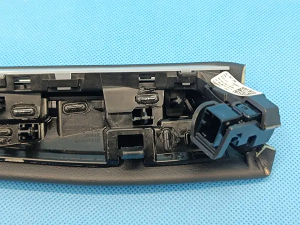 OEM 3J1858019 Cache Tableau de Bord VW Passat B9 image 10