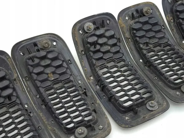 Grill JEEP CHEROKEE (KL) 2.0L diesel 2014 OEM 68138335AB image 3