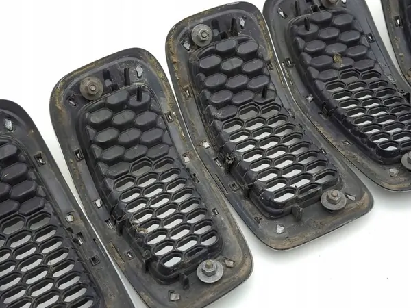 Grill JEEP CHEROKEE (KL) 2.0L diesel 2014 OEM 68138335AB image 4