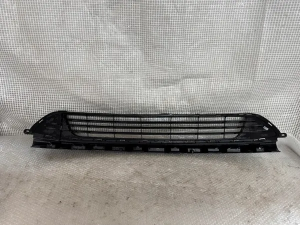 RENAULT TRAFIC III 14- Rejilla de Parachoques Central image 3