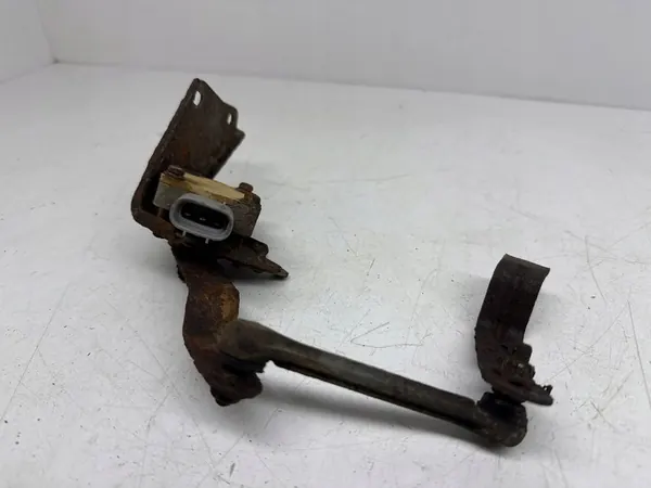 Sensor de nível de luz traseira 2003 Lexus IS 200-300 OEM 8940830110 image 2