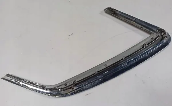 Chrom-Fensterrahmen links hinten OEM 1076980189 image 7