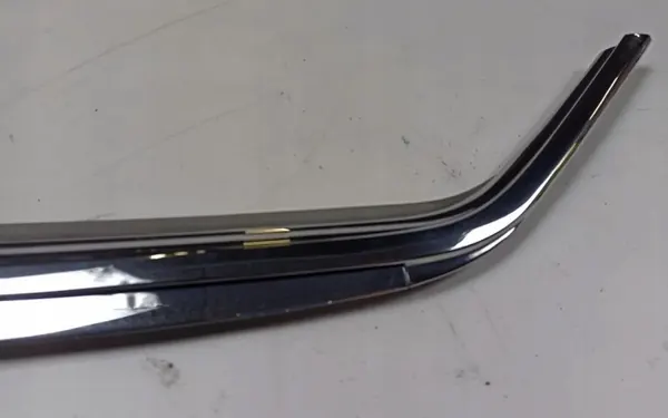 Chrom-Fensterrahmen links hinten OEM 1076980189 image 9