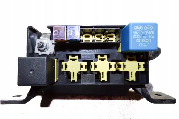 Caixa de fusíveis KIA SORENTO II (XM) 2.2L diesel image 2