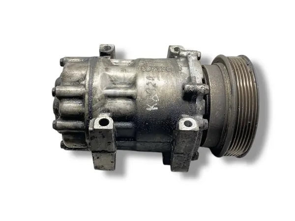 Compressore A/C Nissan Qashqai+2 2011 image 4