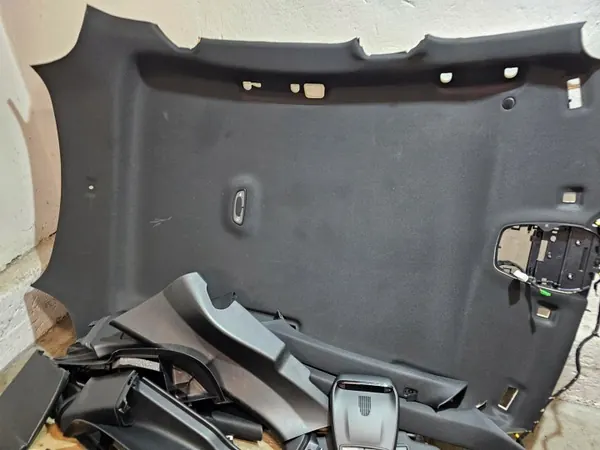 Käytetty Volvo OE Kattojoukko V40/V40 CC:lle 2012-2019 image 7