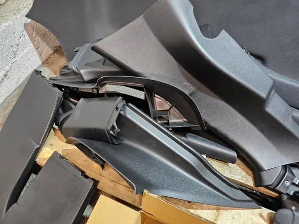 Käytetty Volvo OE Kattojoukko V40/V40 CC:lle 2012-2019 image 9