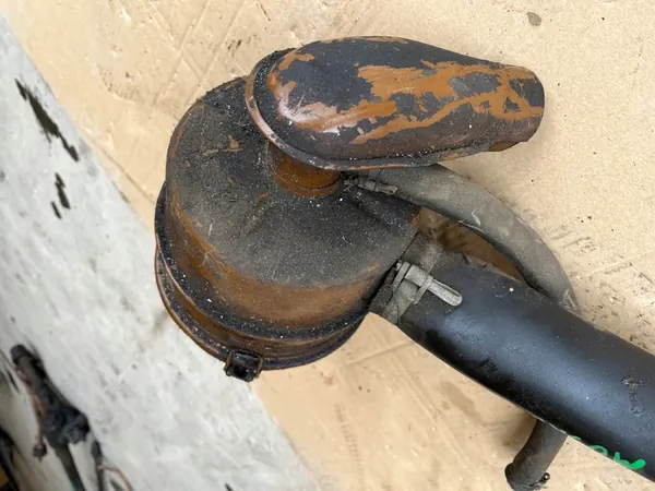 Ilmansuodattimen Kotelo Moskvitch 407 1958-1963 1.4 Bensiini 45HV image 3