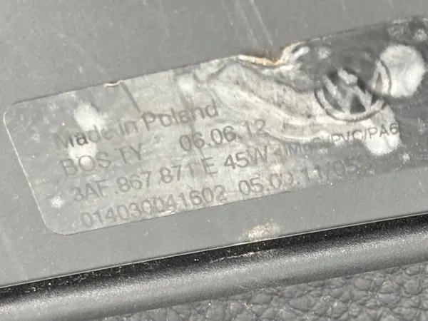 Rideau de coffre VW Passat B7 OEM 3AF867871E image 4