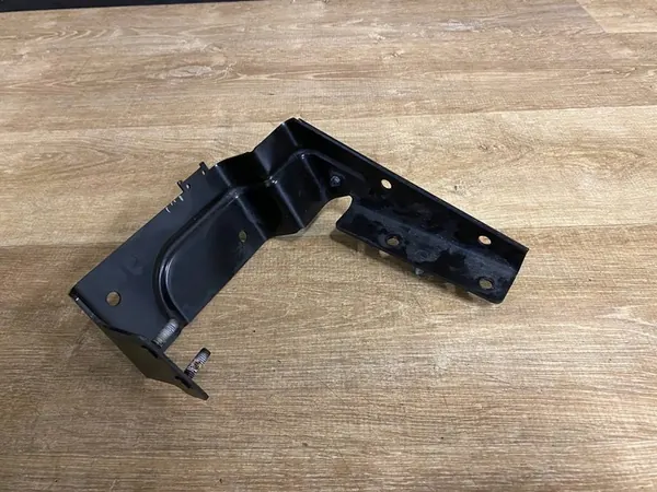 Support de radiateur gauche MERCEDES S-CLASS W222 A2225041300 image 3