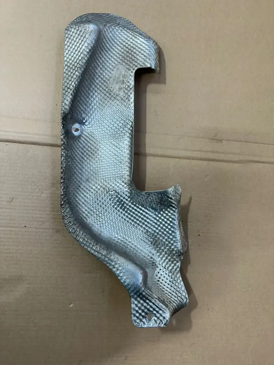 Aluminium underrede värmesköld Mercedes SL R230 image 2