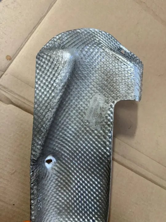 Aluminium underrede värmesköld Mercedes SL R230 image 5