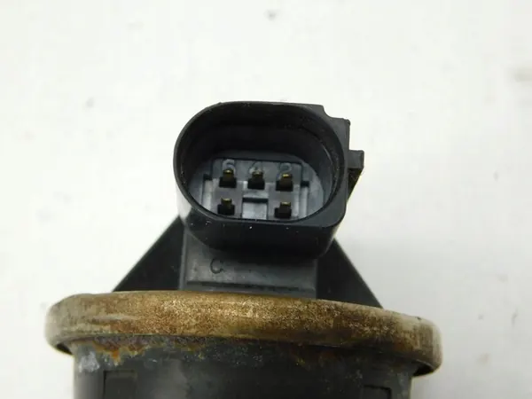 EGR-venttiili VW Lupo Polo III 1.0 B OEM 030131503F image 4