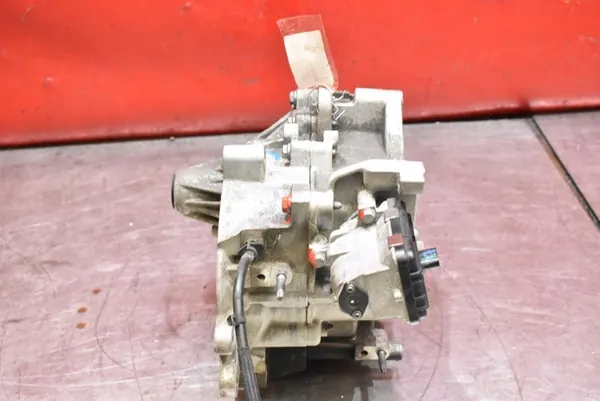 Automaattivaihteisto 9834627280 Peugeot E208 II GT image 4