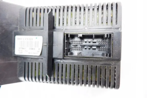 BMW E46 Lichtpaneel OEM 6919828 Zwart Hatchback image 4