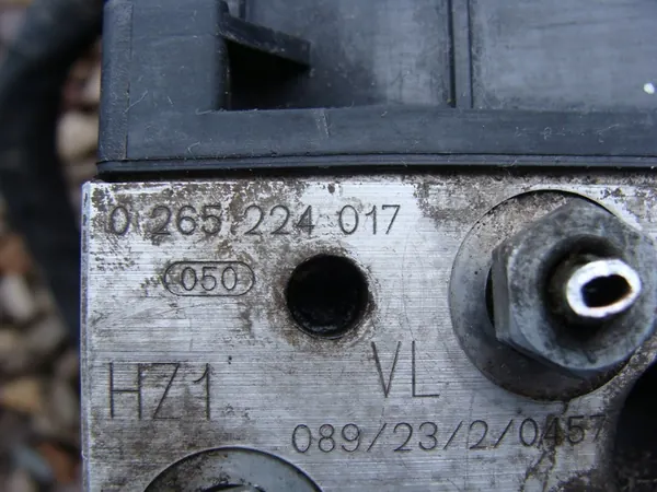 REMPOEMP MERCEDES W638 VITO A0004461289 image 2