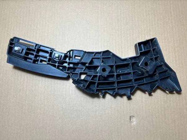 HYUNDAI IONIQ 5 Suporte Frontal Direito do Para-choque OEM image 5