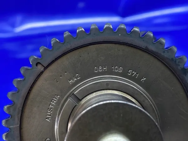 PAKOKAASIN KAMMI VW GOLF VI 2.0TFSI OEM 06H109102AD image 10