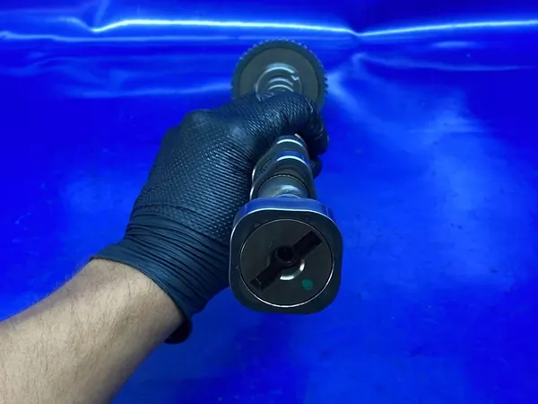 PAKOKAASIN KAMMI VW GOLF VI 2.0TFSI OEM 06H109102AD image 9