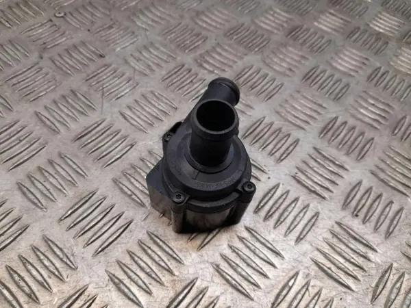 Audi OE 4G0121601 hulpwaterpomp - Gebruikt image 3