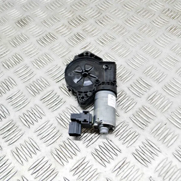 Kattoluukun moottori OEM 60483654100 Mercedes-Benz E Coupé image 3