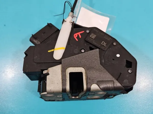 Rechtes Hinter Schloss EM2A-R26412-CC Ford S-Max II MK2 14-19 6PIN image 3