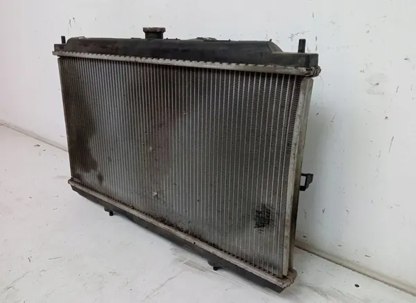 Radiador de agua Nissan Primera image 2
