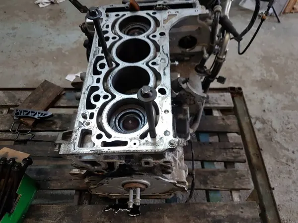 Motorblock Mercedes-Benz GLB OEM 654920ori - Begagnad image 4