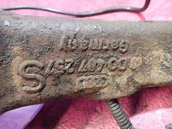 VW Passat B5 96-00 Mozzo anteriore sinistro ABS 8D0407257S image 7