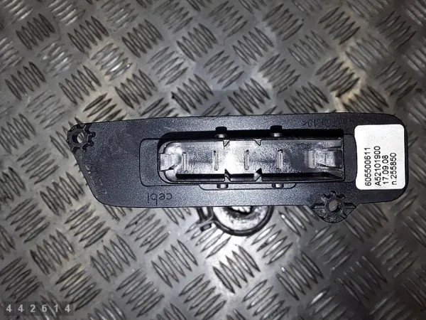 Sähköinen lämmitysydin Hyundai Santa Fe 2006 OEM 605500611 image 4