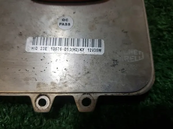 Xenon-virtalähde OEM 5DV009610-00 Skoda Octavia 2:lle image 3