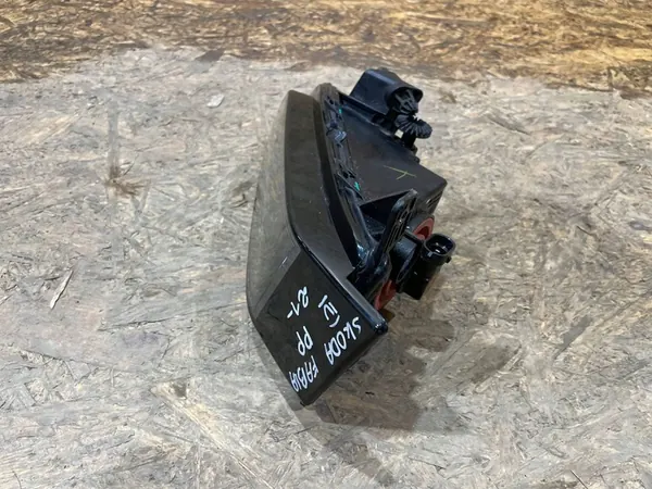 Skoda Fabia IV 4 6VA 21- Farol Antiniebla Direito Frontal image 4