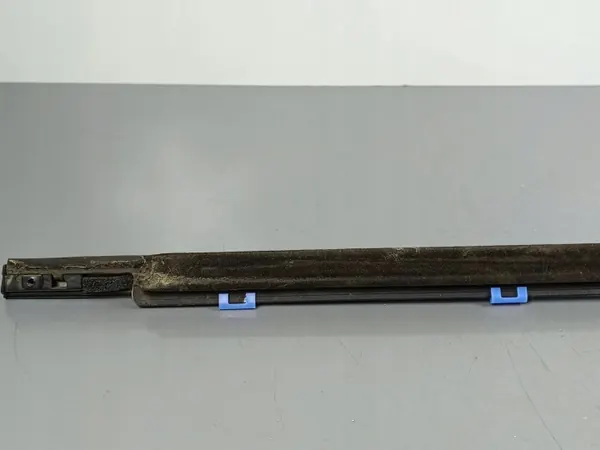 SsangYong Musso takaikkunan lista OEM FOB41455 image 4