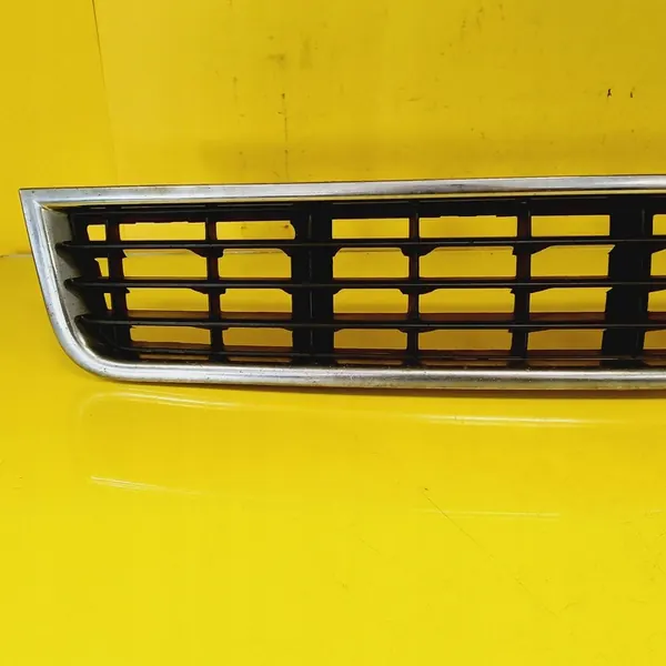 Rejilla Central de Parachoques Cromada Audi A4 S4 B6 8E 8H 8E0807647 image 2