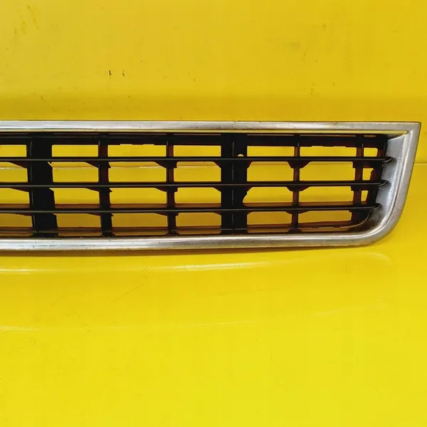 Rejilla Central de Parachoques Cromada Audi A4 S4 B6 8E 8H 8E0807647 image 3