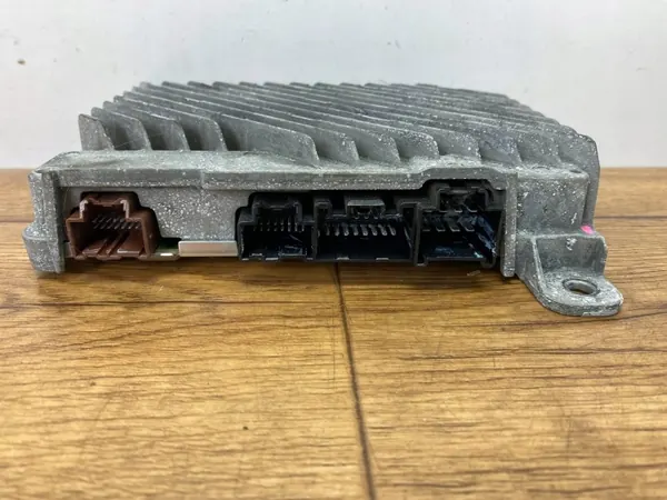 Audioversterker Cadillac CTS III 2014+ OEM 23389906PINYA image 5