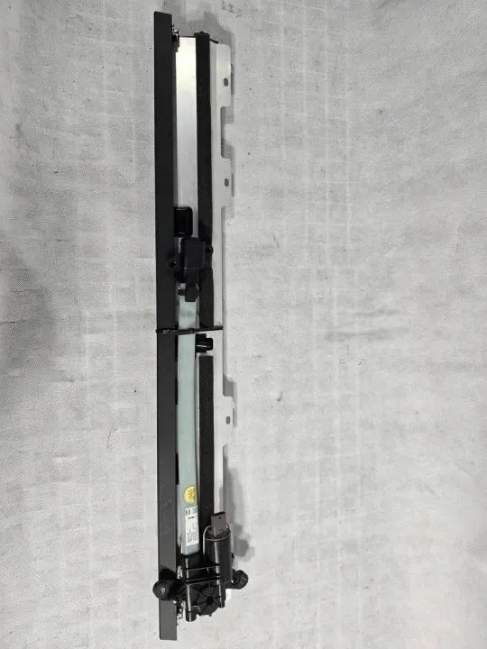 Audi A8 D5 Vasen Taka Aurinkoverho OEM 4N4861333 4N4861963 image 3
