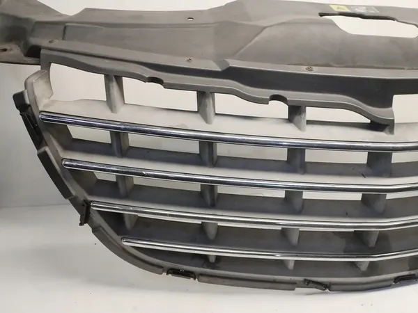 Grill Cover Chrysler Pacific 04357713AA image 3
